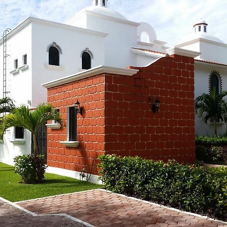 B&B Villa Hibiscus 신데 델 카르멘 외부 사진