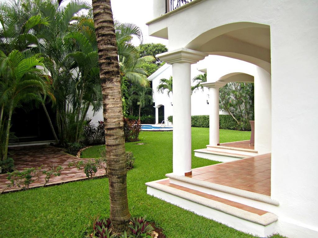 B&B Villa Hibiscus 신데 델 카르멘 외부 사진