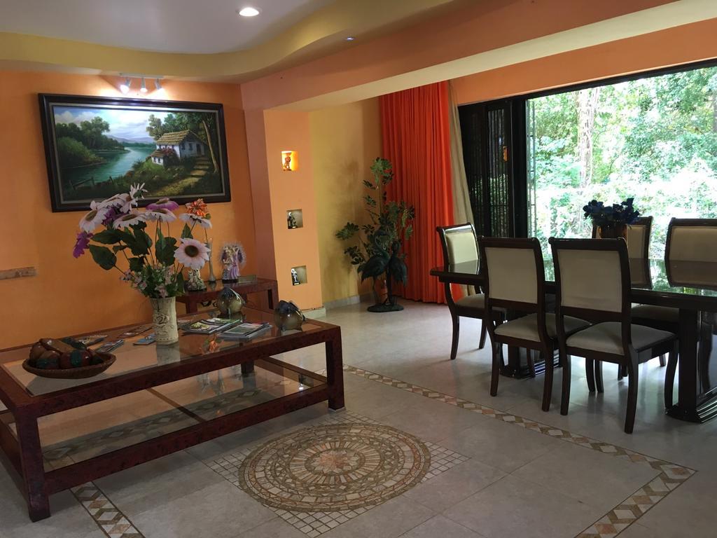 B&B Villa Hibiscus 신데 델 카르멘 외부 사진
